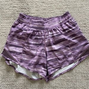 Lululemon Hotty Hot Short II (4")